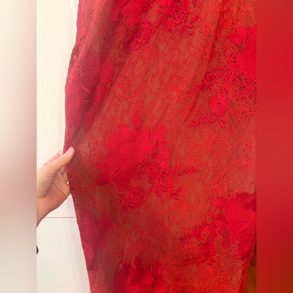 new House of CB LUCIENNE
Red Lace Embroidered Maxi Dress - Limited Edition - Picture 6 of 9